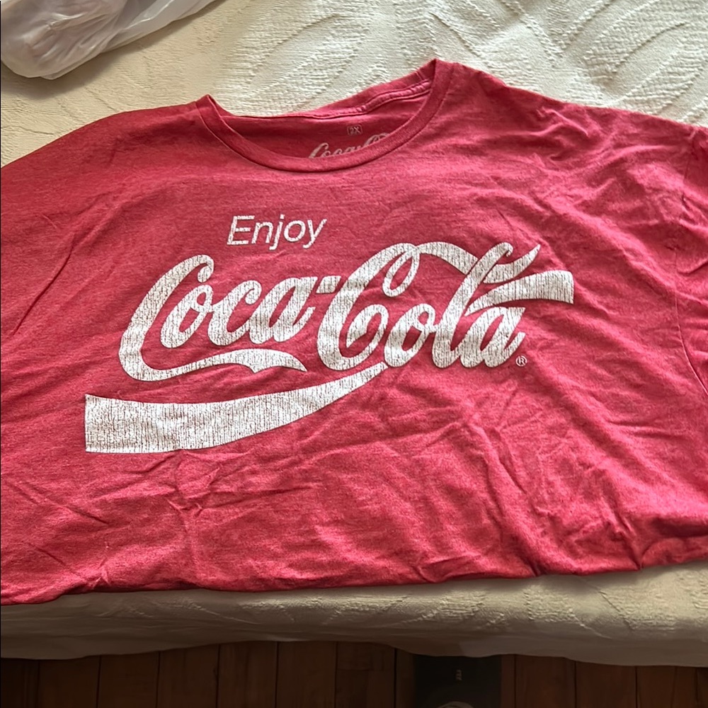 Coca-Cola Red Graphic T-Shirt